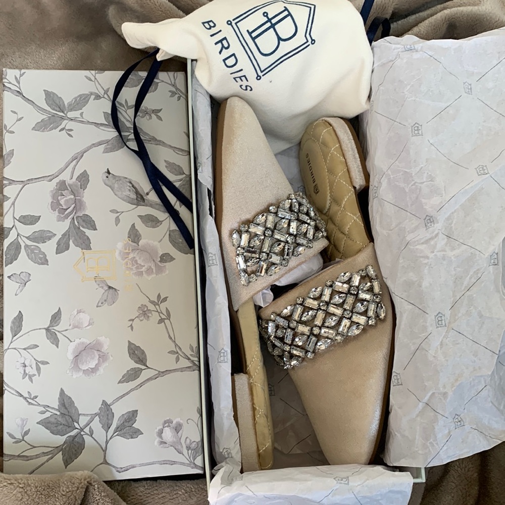 BIRDIES SONGBIRD VELVET CRYSTAL CHAMPAGNE COLOR SLIPPERS “NEW”